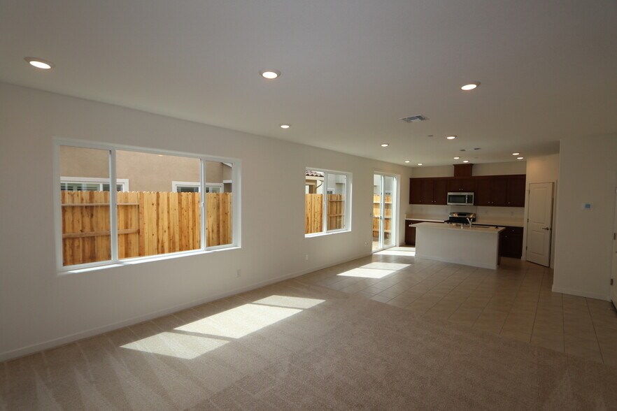 Building Photo - 3707 Red Fir Ln