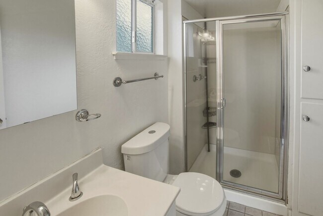 Building Photo - 3108 Pennland Dr