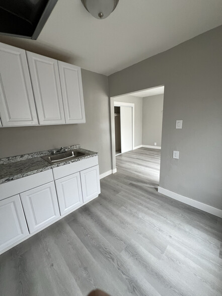 Building Photo - 640 San Benito St
