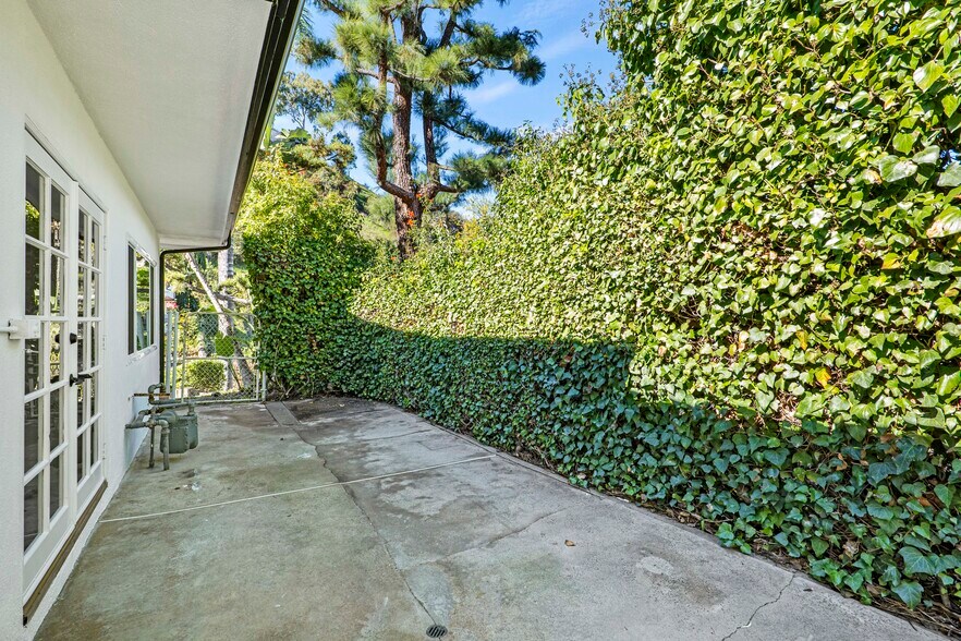 Building Photo - 3454 Green Vista Dr