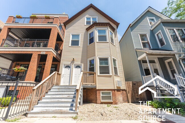 Building Photo - 2619 N Southport Ave