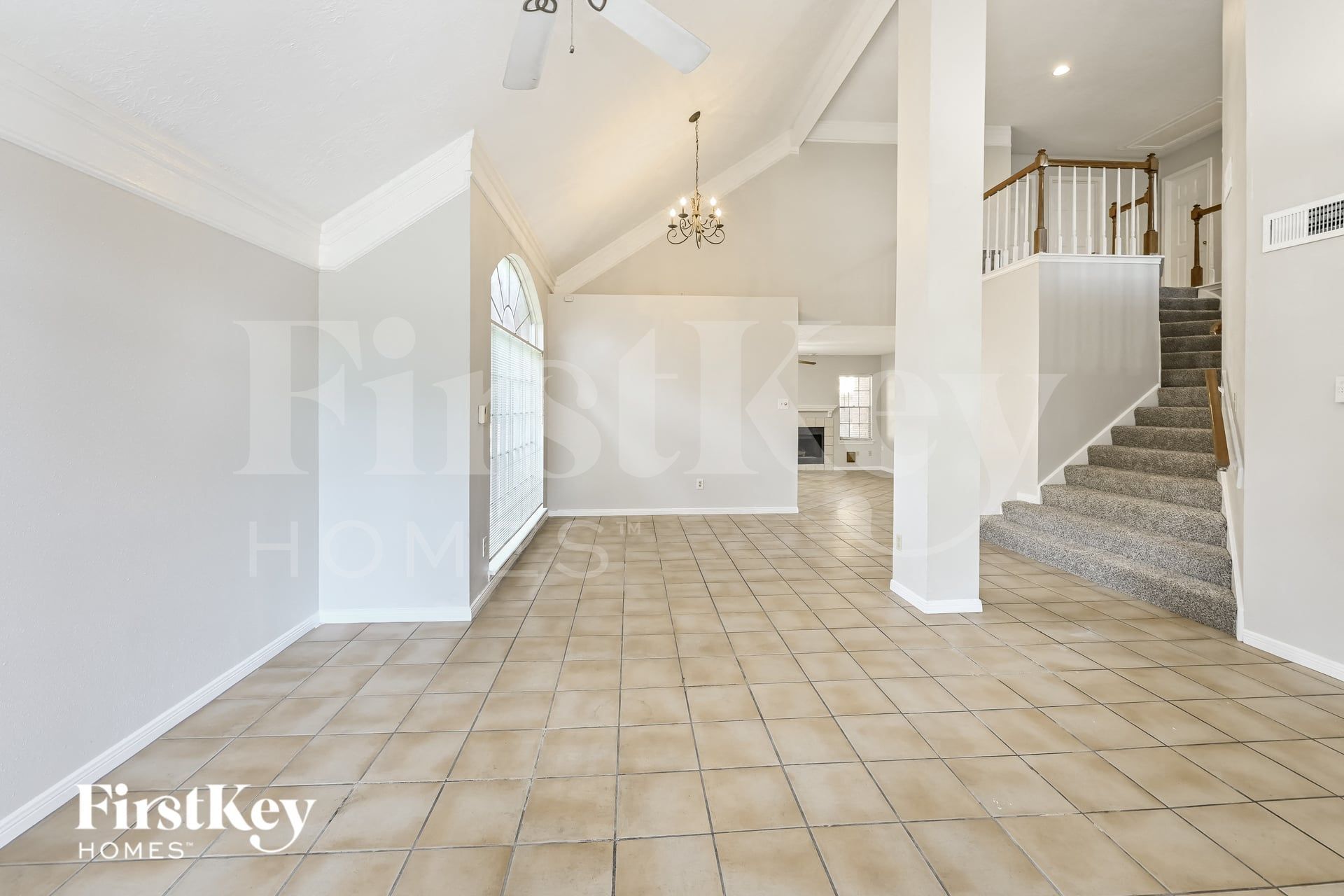 Building Photo - 15966 Oak Mountain Dr