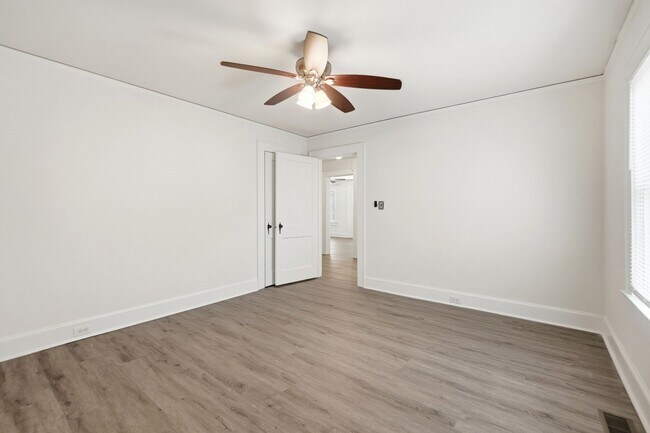 Building Photo - Fully Remodeled Home in the Heart of Belmont