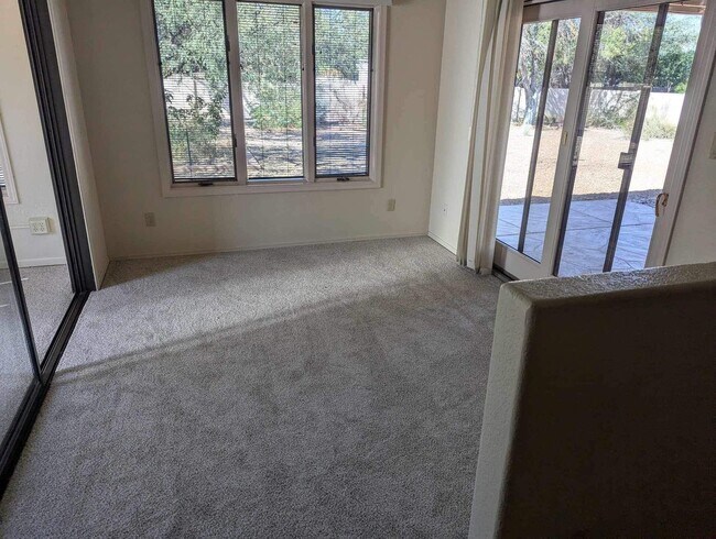 Building Photo - Large 3 bedroom with 3 car garage
