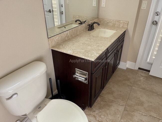 Building Photo - Single Family Dream Home in Gated Community