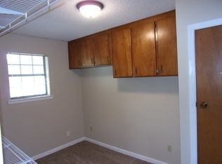 Building Photo - Pensacola sweet home