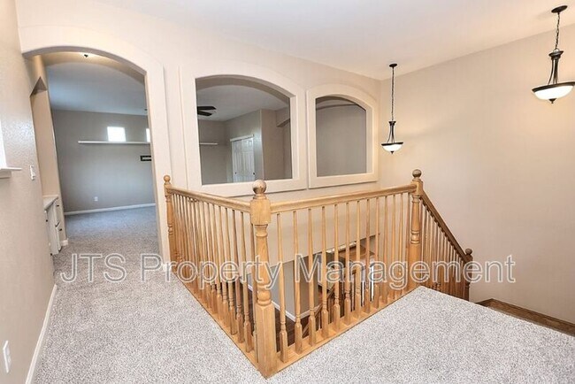 Building Photo - 2040 San Esteban Cir