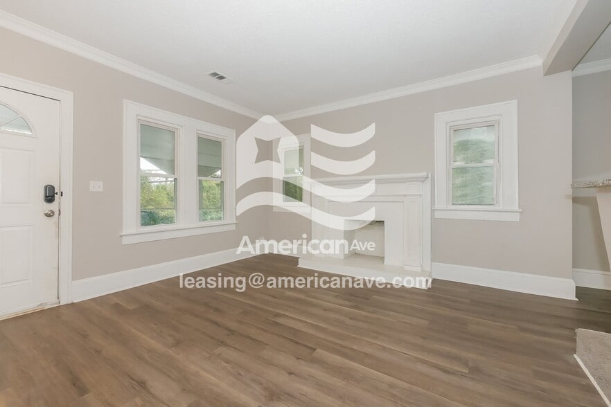 Building Photo - 980 North Ave