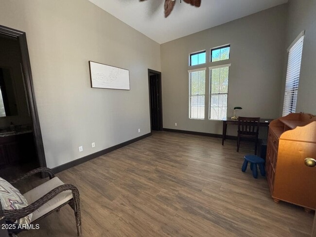 Building Photo - 4053 N Sage Creek Cir