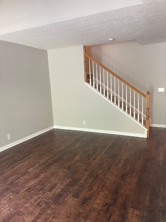 Building Photo - Charming 2 Bed, 2.5 Bath Townhouse in Nashville - Perfect Rental Opportunity!