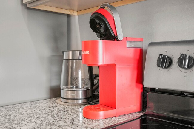 Building Photo - 800 Penn Ave