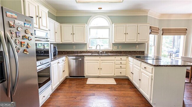 Building Photo - 148 White Oak Dr