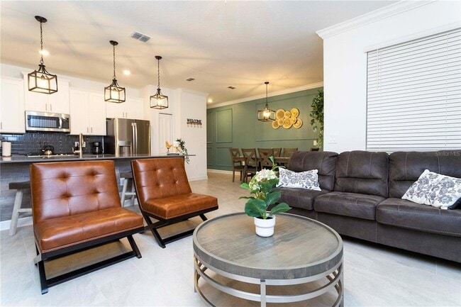 Building Photo - 4315 Scene Ln