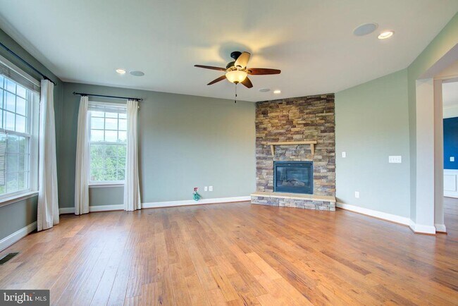 Building Photo - 13481 Arcadian Dr