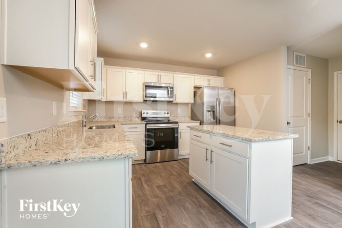 Building Photo - 133 Expansive Dr