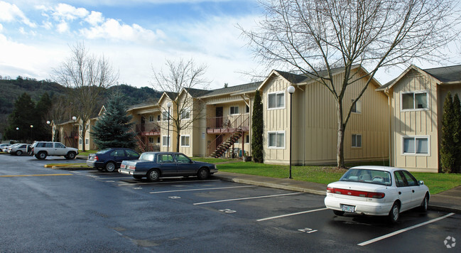 Building Photo - Princeton Court