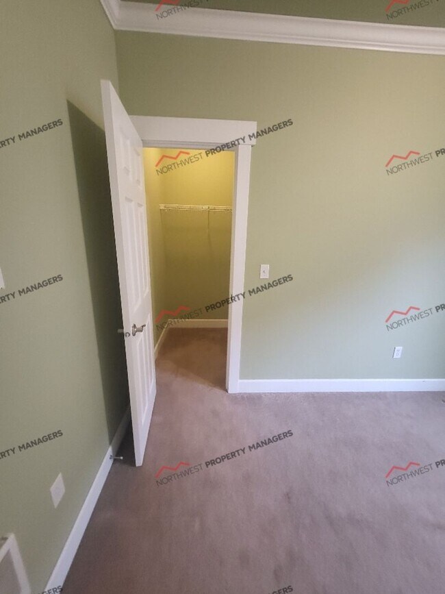 Building Photo - STATUS: AVAILABLE | R55 | $2495