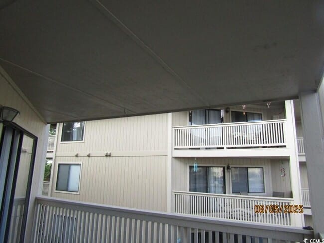 Building Photo - 4222 Pinehurst Cir