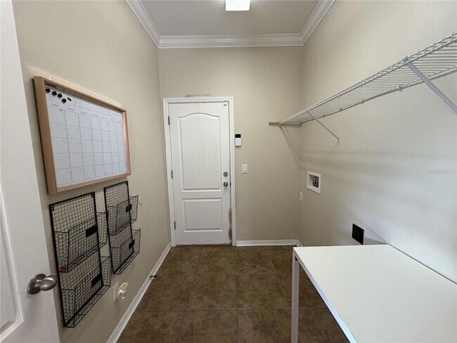 Building Photo - 5822 Tulip Flower Dr