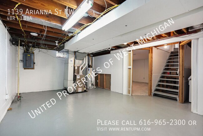 Building Photo - 1139 Arianna St NW