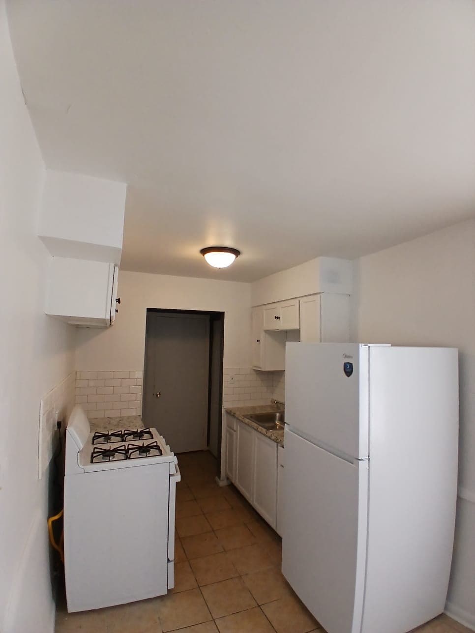 Building Photo - 1950 Nelawood Rd