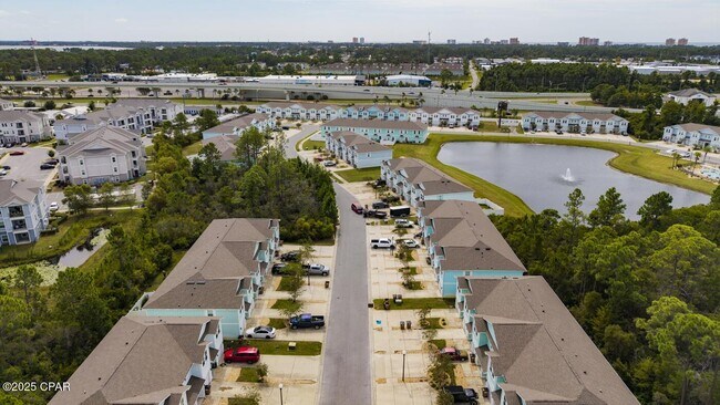 Building Photo - 1882 Pointe Dr