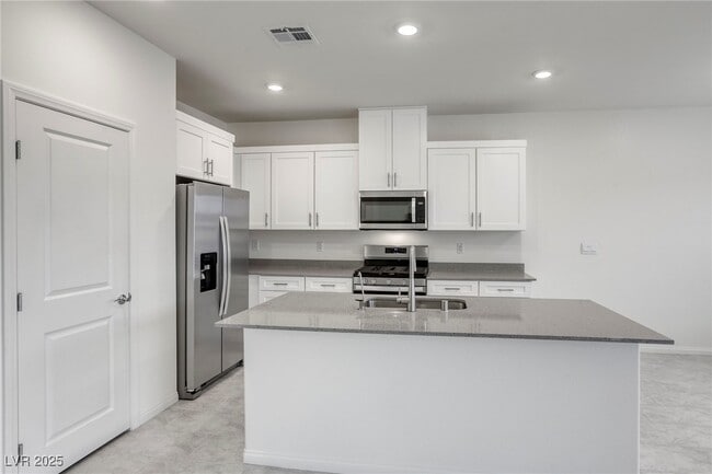 Building Photo - 4104 Agama St