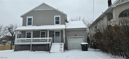 Building Photo - 3224 E 117th St