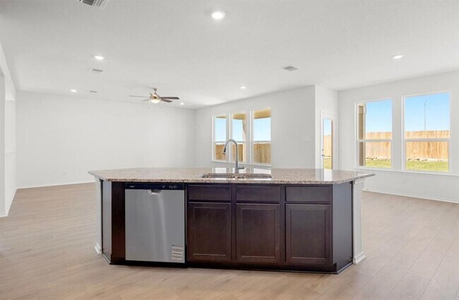 Building Photo - 3720 Cerino Ln
