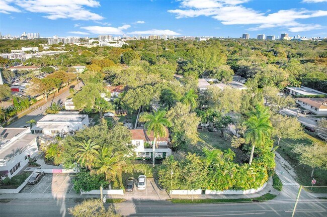 Building Photo - 12287 NE 7th Ave