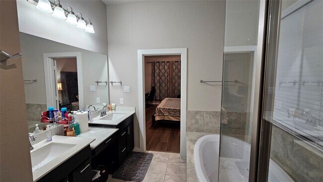 Building Photo - 18218 Bluebird Br Ln