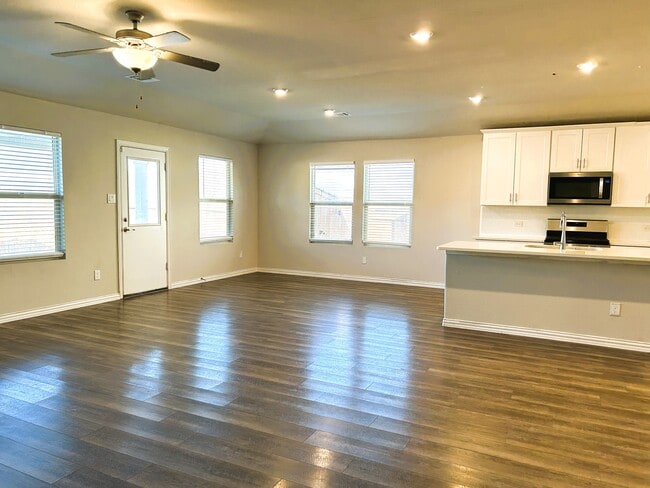 Building Photo - 2128 Proteus Dr