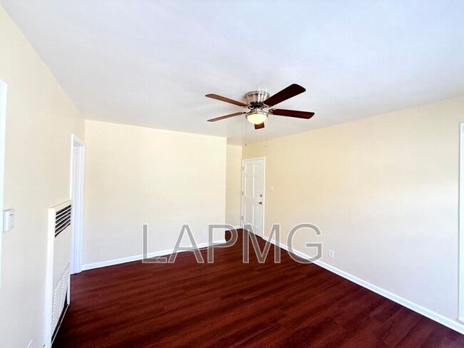 Building Photo - 4080-4084 Leimert Blvd