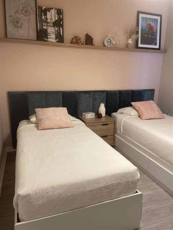 Building Photo - 734 Monroe Cir