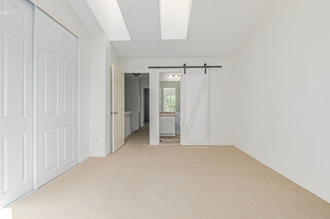 Building Photo - 8066 S Columbine Ct