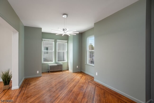 Building Photo - 108 Thomas St