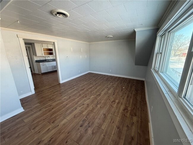 Building Photo - 59 Northcrest Ave