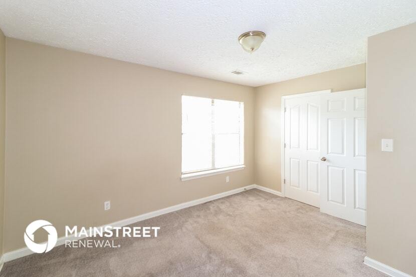 Building Photo - 2156 Oldfield Dr