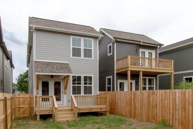 Building Photo - Awesome 4BR/3BA home located in one of Nashville’s hottest neighborhoods — The Nations!