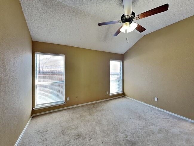 Building Photo - MOVE-IN READY NOW! Corner Lot in White Settlement ISD!