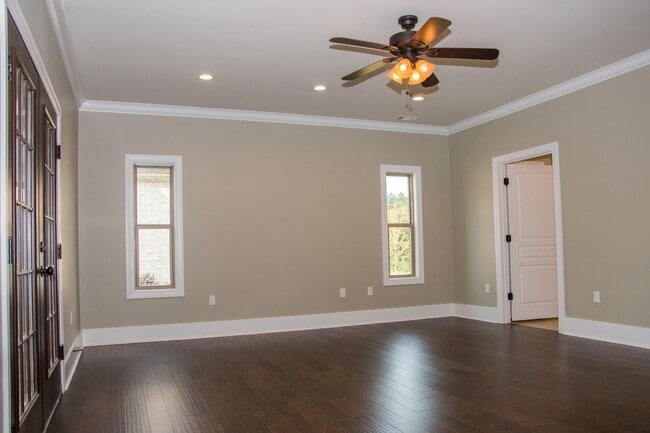 Building Photo - Barrington Park Subdivision