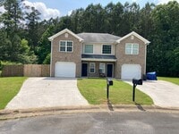 Building Photo - Updated 3/2.5 Townhouse in Armuchee- $1,350
