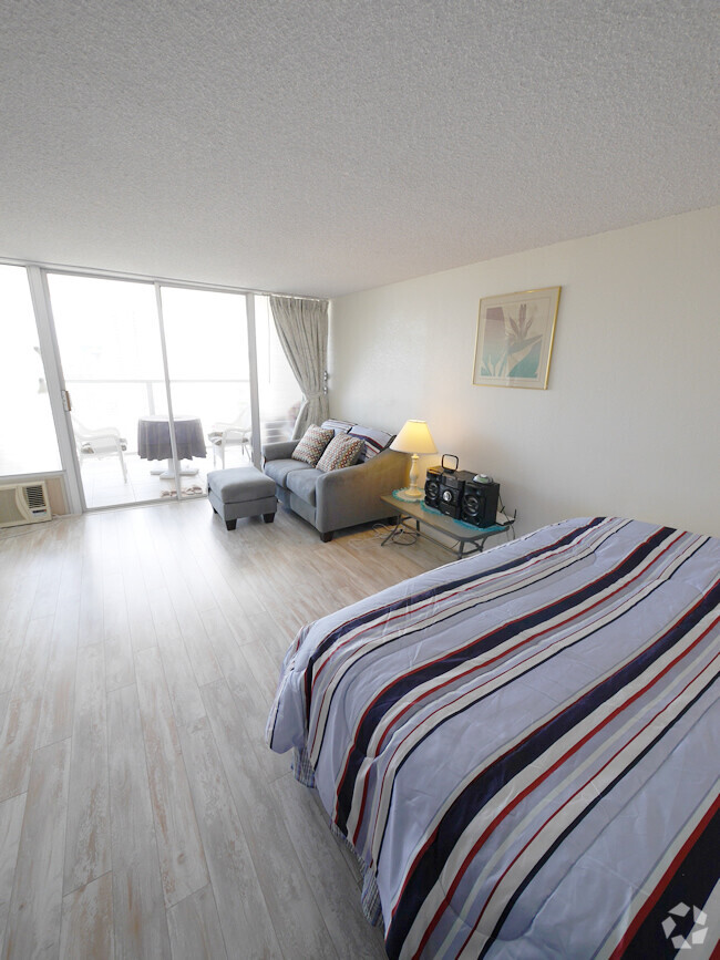 Building Photo - 445 Seaside Ave