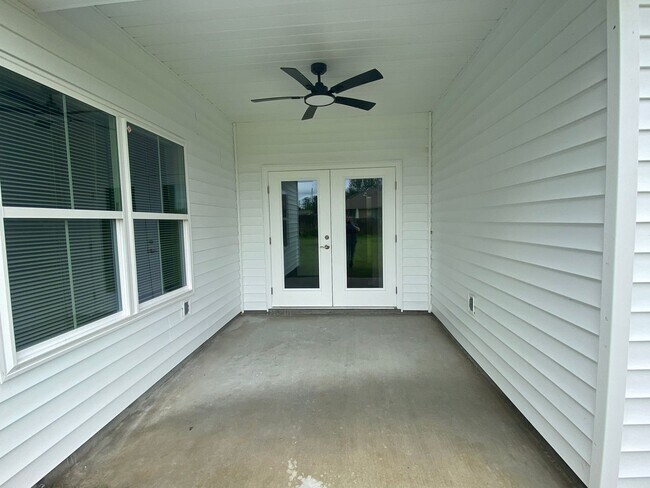 Building Photo - 2936 Hall Ave