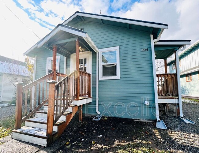 Primary Photo - 1526 Steele Ave