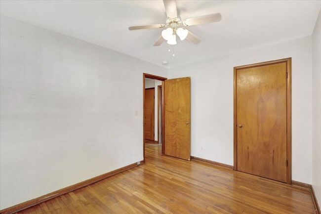 Building Photo - 2 BED / 1 BATH HOUSE IN CENTRAL CHAMPAIGN ...