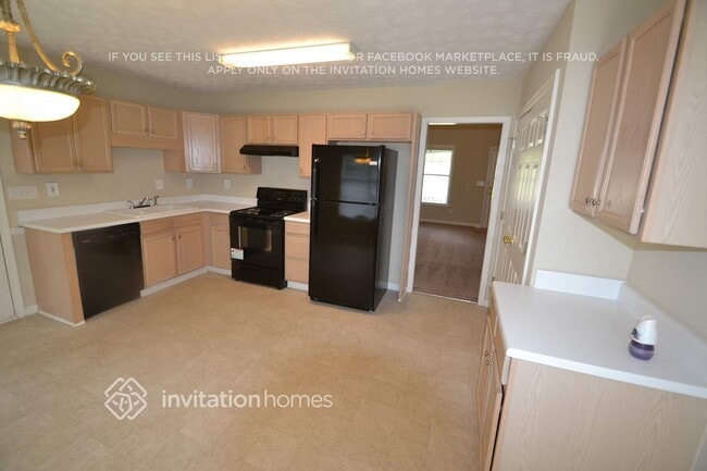 Building Photo - 1564 Snow Hill Dr