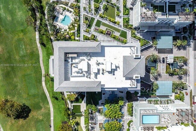 Building Photo - 210 SE Mizner Blvd