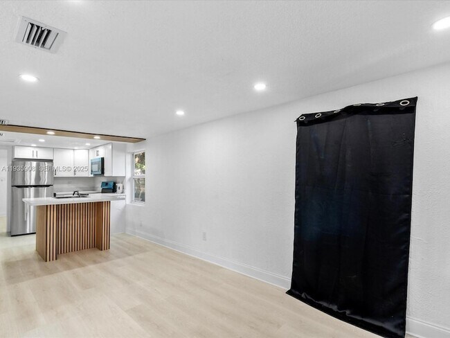 Building Photo - 1829 NW 62nd Terrace