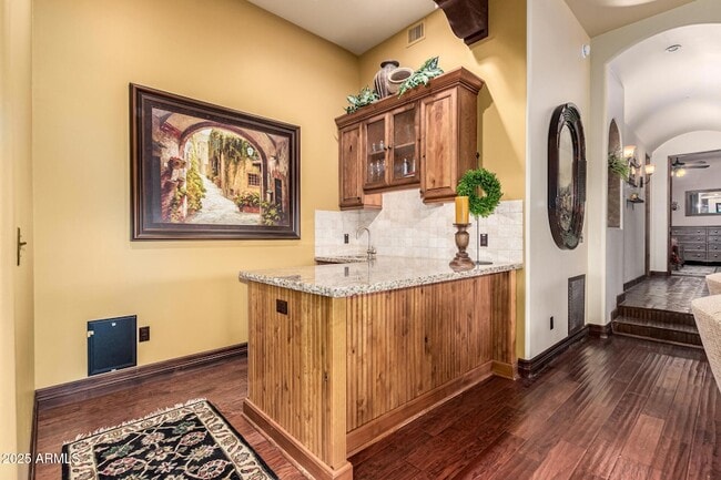 Building Photo - 1930 E Desert Willow Dr